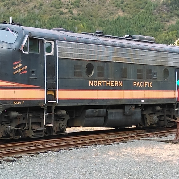 Meet your Posher, Mark - Picture 1 of 1